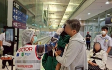 Kiểm soát virus Nipah tại các sân bay quốc tế: Khác biệt ra sao so với kiểm tra COVID-19 và hành khách cần lưu ý những gì?