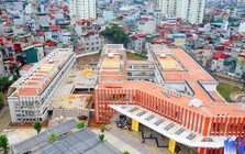 1 trường THPT công lập ở Hà Nội lột xác hoàn toàn: Từ cũ kỹ giờ TO ĐẸP quá đỗi, bước vào mà cứ ngỡ đang đóng phim thanh xuân!