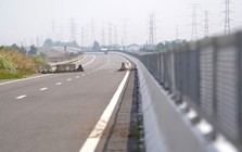 Cận cảnh đoạn cao tốc chưa thể khai thác do thiếu các điểm kết nối