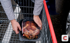 Nóng: Một chuỗi bán lẻ nổi tiếng của Mỹ vừa bị kiện vì quảng cáo gian dối