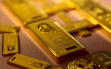 Quỹ vàng lớn nhất thế giới bán mạnh