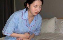 TỐ CÁO căn bệnh tước đoạt 50% khả năng mang thai ở nữ giới, bác sĩ: Thấy 5 dấu hiệu phải khám ngay!