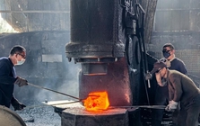 Chuyện lạ: Đức và Nhật Bản dẫn đầu thế giới suốt nửa thế kỷ, nhưng lại bại dưới tay thợ rèn ở Trung Quốc