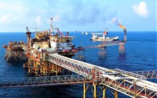 'Vàng đen' Việt Nam suy kiệt 50% sau 14 năm: Kích hoạt chiến dịch 25,7 tỷ USD, doanh nghiệp dầu khí 'chia phần' cơ hội bất chấp cơn gió từ Venezuela