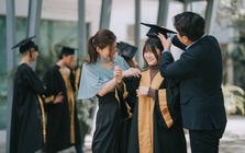 Giáo viên 30 năm trong nghề nói thẳng: Không biết tiên tri nhưng nhìn 3 dấu hiệu ở bố mẹ, tôi biết học sinh đó 90% lớn lên thành công