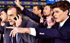 Phiên 5/1: Tự doanh CTCK "quay xe" bán ròng gần 600 tỷ đồng, cổ phiếu nào bị "xả" mạnh nhất?