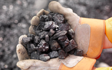 8.000 tấn vàng, 300.000 tấn đất hiếm: Mỹ đang nhắm đến điều gì ở Venezuela ngoài dầu mỏ?