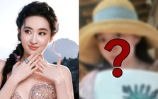 Khó tin nổi đây là gương mặt thật của Lưu Diệc Phi