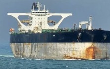 Mỹ truy đuổi tàu dầu gần Venezuela, Nga "điều tàu ngầm hộ tống"