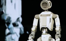 Kỷ nguyên mới của Robot hình nhân: Tại sao Atlas Electric của Boston Dynamics khiến đối thủ phải "chạy theo sau"?