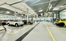 Bán gần 700 xe VinFast trong 3 tháng, CTCP Tập đoàn Tương lai Việt (VFG) có gì?