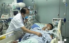 Người đàn ông mất 1/3 lá gan, buộc phải "thay mới" vì loại đồ uống phá gan chẳng kém gì bia rượu