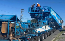 Phát hiện một thiết bị dài hơn 11m, nặng 250 tấn được vận chuyển bằng đoàn xe hộ tống, âm thầm thực hiện một nhiệm vụ quan trọng
