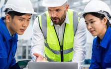 Công ty đổi địa chỉ có phải xin cấp mới giấy phép lao động?