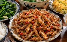 Đừng chê loại cá nhỏ rẻ tiền này, tôi đổi cách làm một chút mà có món giòn thơm, mặn ngọt cực tốn cơm