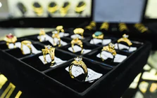 Giá vàng hôm nay (13/10): Đồng loạt giảm