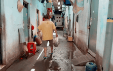 Sao nhí nổi tiếng cả nước biết mặt giờ làm thuê tại quán lẩu ở phường Gò Vấp (TP.HCM)