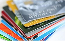 Thẻ tín dụng bị trừ tiền dù không mua sắm, xử lý thế nào?