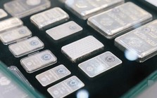 Giá bạc sáng ngày 15/10 rơi mạnh tại Phú Quý, DOJI, Sacombank, Bảo Tín Mạnh Hải