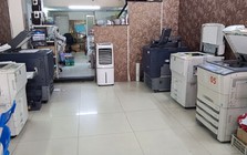 “Tại sao những người ở Tiệm photocopy trên khắp Việt Nam đều giống nhau đến khó hiểu và kiệm lời như nhau vậy?”