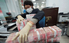 Trung Quốc âm thầm mua 600 tỷ USD trái phiếu Mỹ?