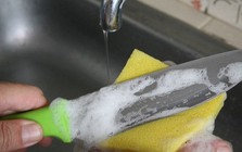 Khuyên chân thành tới những gia đình dùng 5 kiểu dao này: VỨT NGAY còn kịp!