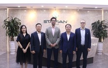Stavian trao đổi với chuyên gia RAND về hạ tầng siêu trí tuệ