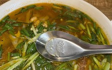 Lời khuyên đến tất cả các gia đình đang dùng 4 loại thìa này: Không khác gì... "nuốt độc"!