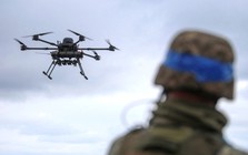 Mỹ siết Starlink, UAV của Ukraine hụt hơi trên chiến trường