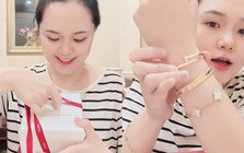 Nguyễn Quỳnh Anh được Duy Mạnh tặng vòng tay trăm triệu, sau 1 tháng sang Mỹ chăm chồng phẫu thuật