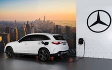Xe Mercedes-Benz bán chạy nhất Việt Nam có thêm bản PHEV, giá 3 tỷ 