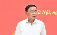Bộ Chính trị: Đổi mới chính sách tiền lương, đãi ngộ theo vị trí việc làm, khắc phục cào bằng, coi trọng ngạch, bậc