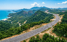 Chỉ đạo mới nhất của Bộ Xây dựng tại dự án cao tốc nối 'rừng - biển' đầu tiên của Việt Nam, rút ngắn hơn 80km quãng đường di chuyển giữa Khánh Hòa và Đắk Lắk