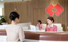 Techcombank giảm lãi suất cho vay đến 2%, tập trung vào hoạt động sản xuất kinh doanh