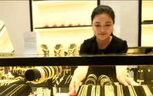 Giá vàng bất động, chênh lệch mua - bán mỗi nơi một kiểu