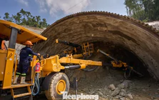 Gỡ từng nút thắt để tăng tốc thi công cao tốc gần 24 nghìn tỷ nối với Lào