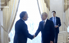 3 giờ sau cánh cửa khóa kín: Ông Putin "tò mò" về điều Mỹ mang tới - Nga bất ngờ chốt bước đi mới về Ukraine