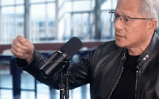 Tuyên bố "gây bão" của Jensen Huang: AI đã biến 1 tỷ người thành lập trình viên như thế nào?