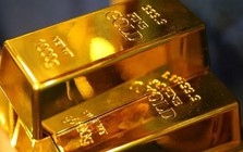 Giá vàng hôm nay 24/10: Vàng thế giới lao dốc, thủng mốc 4.000 USD/ounce