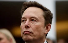 Tỷ phú Elon Musk trở thành 'nhân tố bí ẩn' trong chính sách đối ngoại Mỹ nhờ sở hữu Starlink