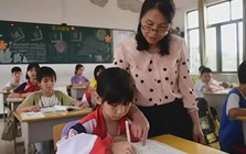 Một giáo viên chủ nhiệm nói thẳng: Có 5 kiểu phụ huynh khiến thầy cô dù mệt đến đâu vẫn muốn quan tâm trẻ nhiều hơn