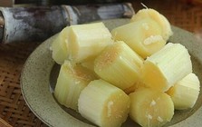 Người đàn ông 66 tuổi tiểu đường nghe lời "bác sĩ online", ngày nhai một cây mía: Đường huyết tăng vọt, bác sĩ hết nói nổi
