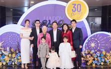 Việt Nam có gia đình doanh nhân giàu có với 2 con trai đều là thạc sĩ Anh Quốc: Anh sinh năm 1989 là Phó Chủ tịch Hội đồng quản trị ngân hàng, em sinh năm 1995 làm Chủ tịch hãng hàng không