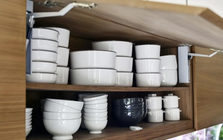 Rửa bát thường xuyên nhưng bát đĩa ngày càng bẩn? 5 thao tác này đang âm thầm gây hại, hãy sửa ngay