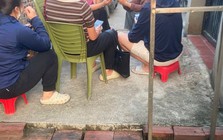 Thông tin bất ngờ vụ phụ huynh nghi thịt trâu lạ, thịt gà đông lạnh tuồn vào trường học ở Hà Nội