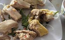 Vụ bữa cơm bình dân 640.000 đồng: Chủ quán giải thích về loại gà 300.000 đồng/nửa con