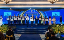 Á Đông ADG và Chủ tịch Hồ Hoàng Bảo Vinh được HUBA vinh danh