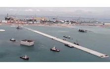 Phát hiện hàng rào bê tông dài 8,6km nổi sừng sững trên biển, sở hữu nhiều công nghệ hiện đại, thực hiện mục tiêu lớn