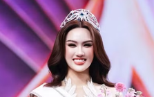 Trịnh Mỹ Anh bị tước vương miện