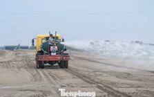 Xử lý khẩn cấp 'bão cát' mịt mù trên công trường cao tốc Ninh Bình - Hải Phòng